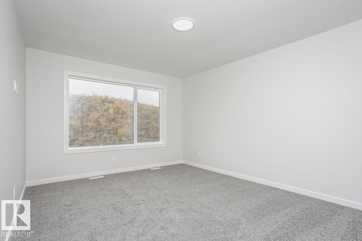 2815 62 St Sw Property Photo 7