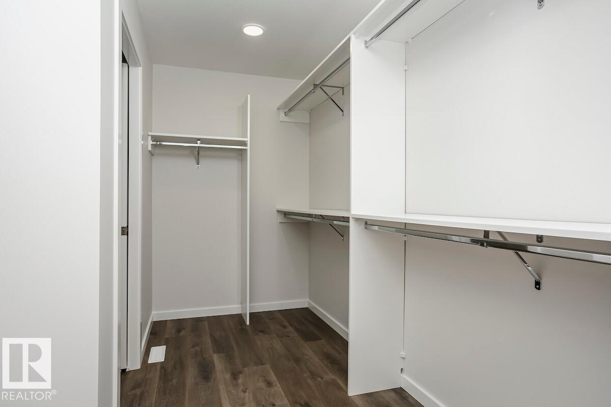 2815 62 St Sw Property Photo 9