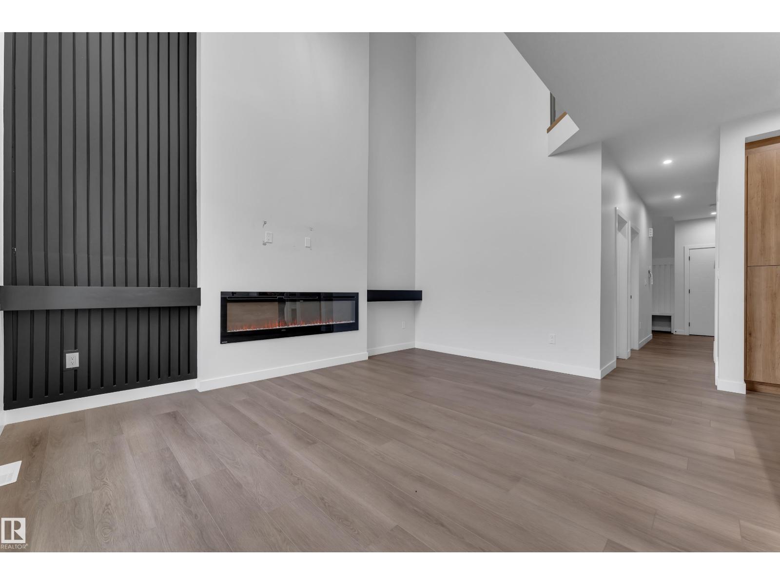 3615 42 Av Property Photo 2