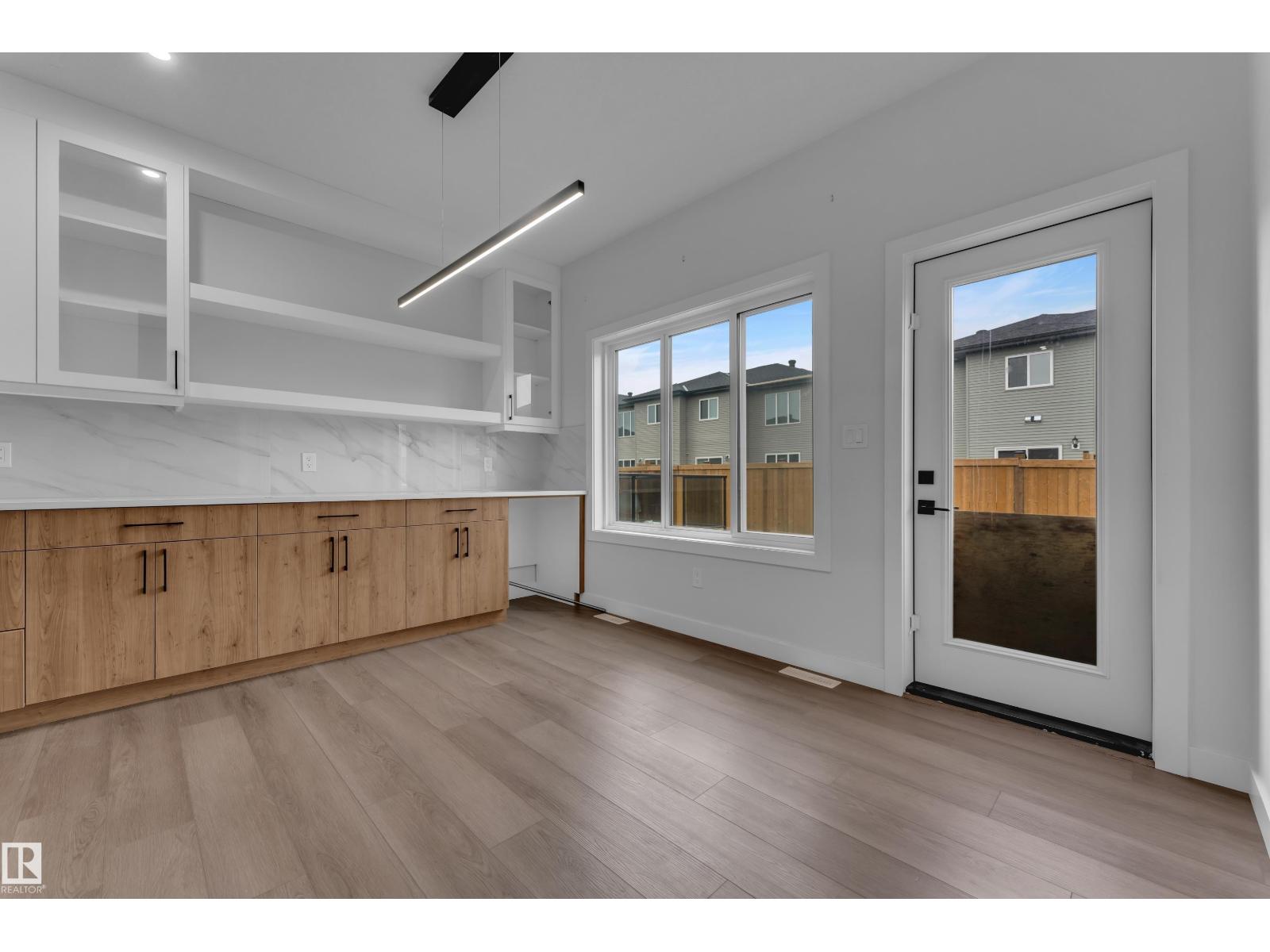 3615 42 Av Property Photo 14