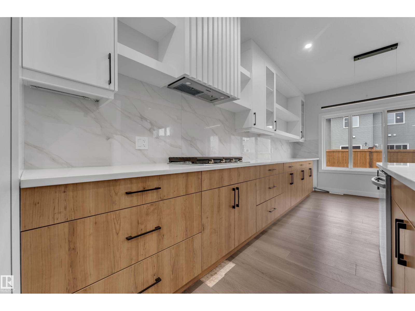 3615 42 Av Property Photo 17