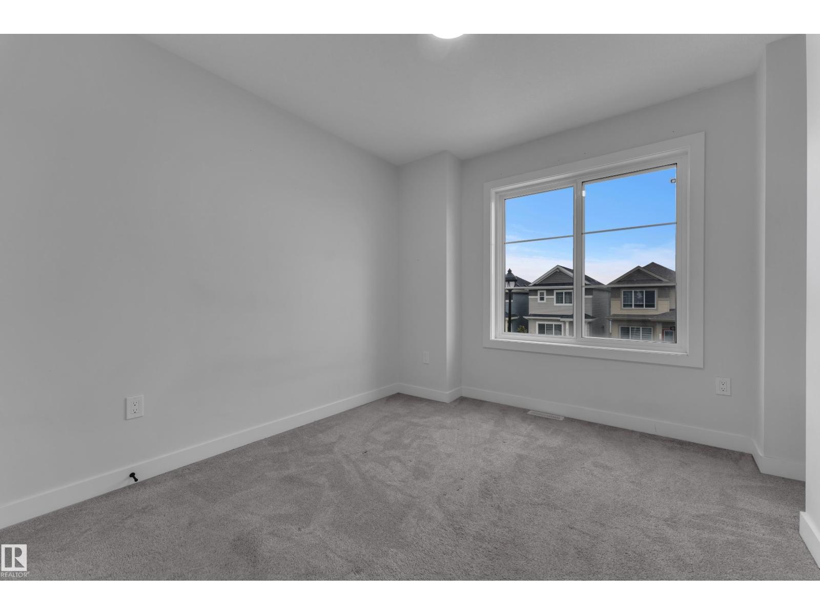3615 42 Av Property Photo 26