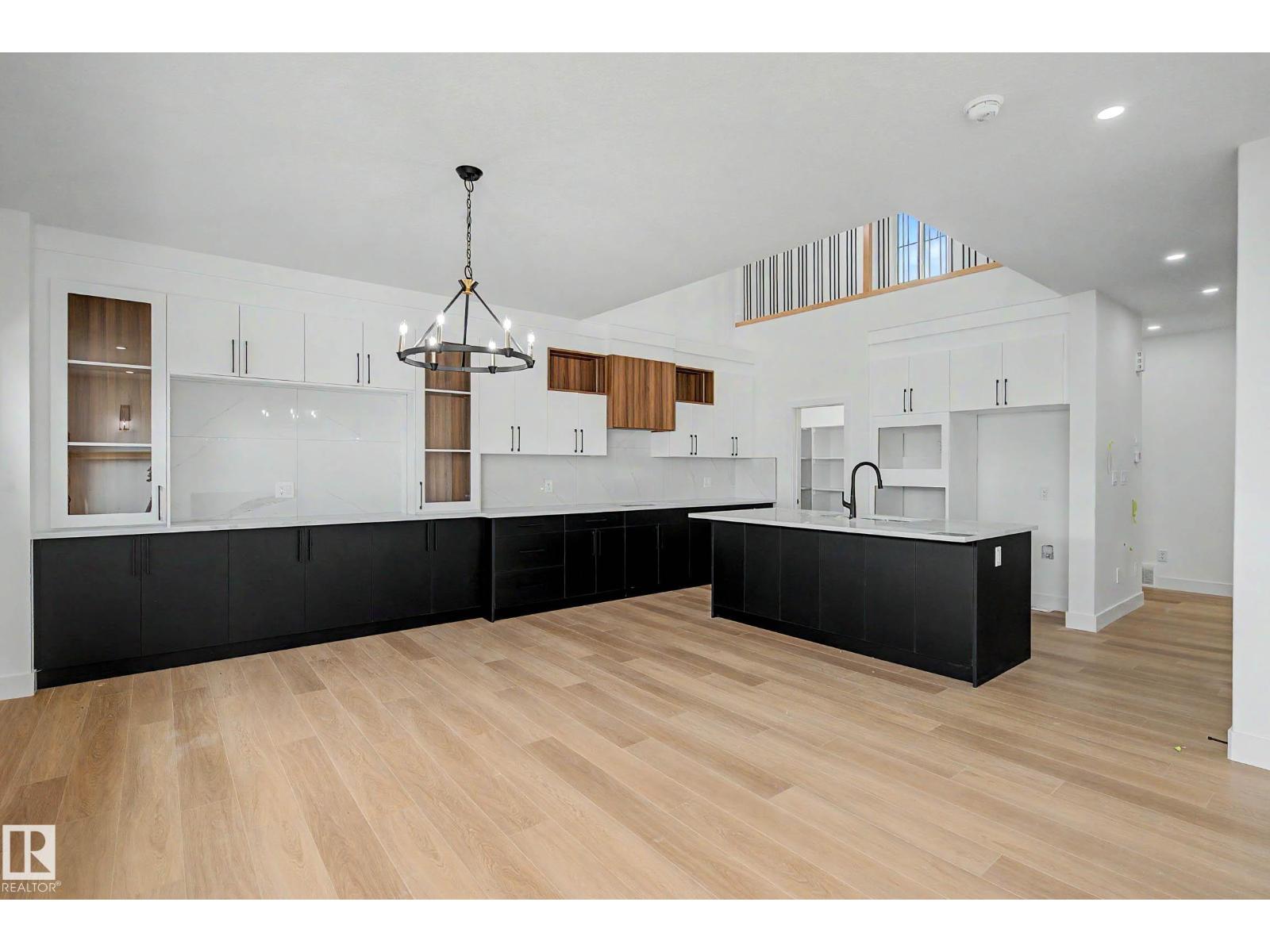 294 Munn Wy Property Photo 8