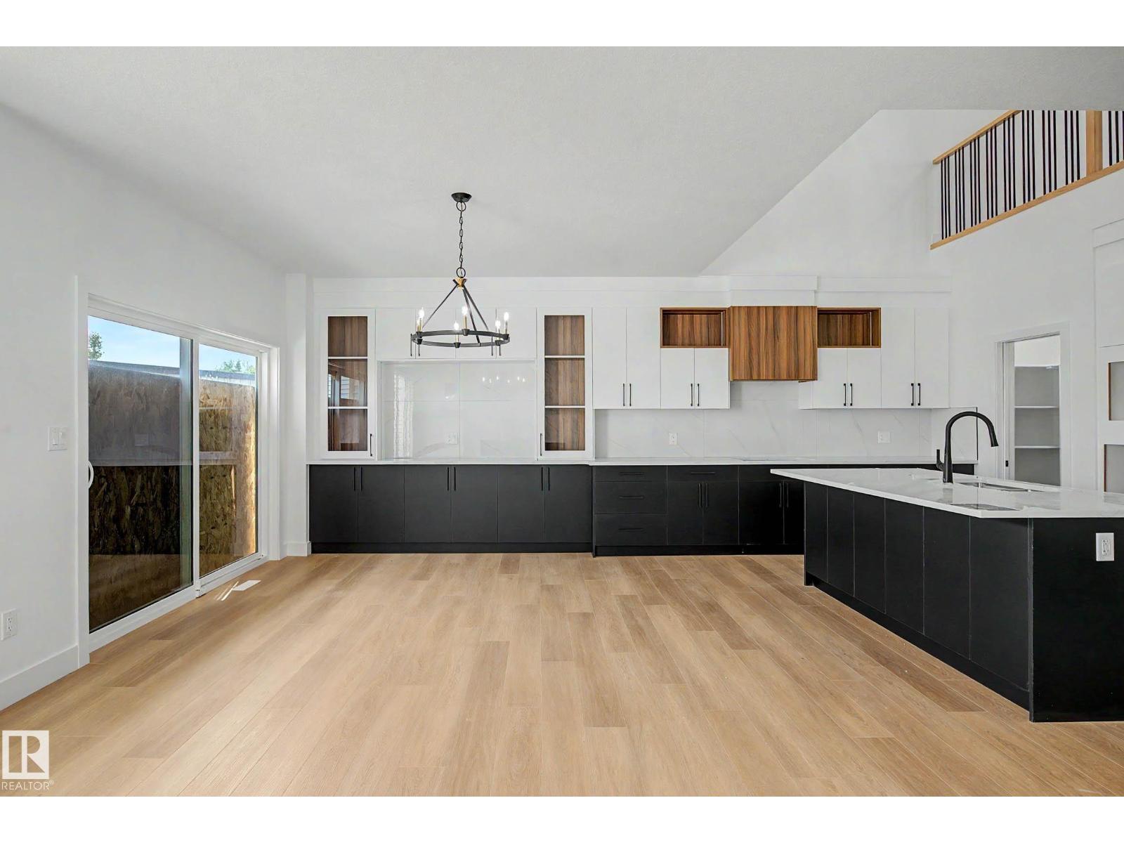 294 Munn Wy Property Photo 9