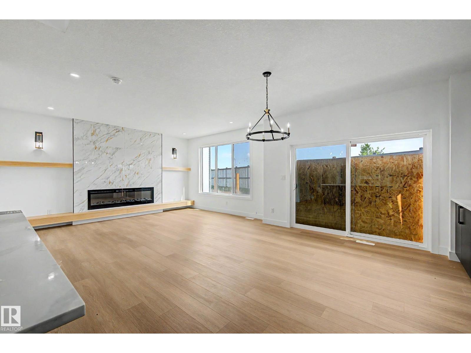 294 Munn Wy Property Photo 13