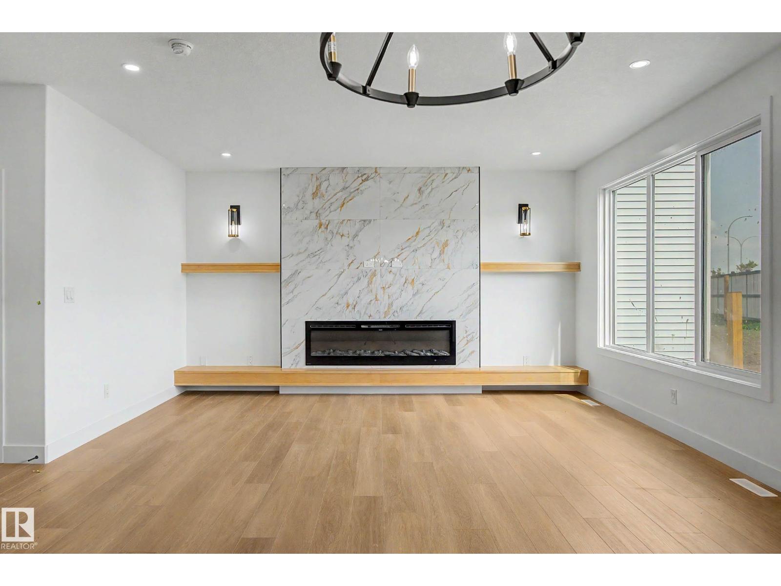 294 Munn Wy Property Photo 14