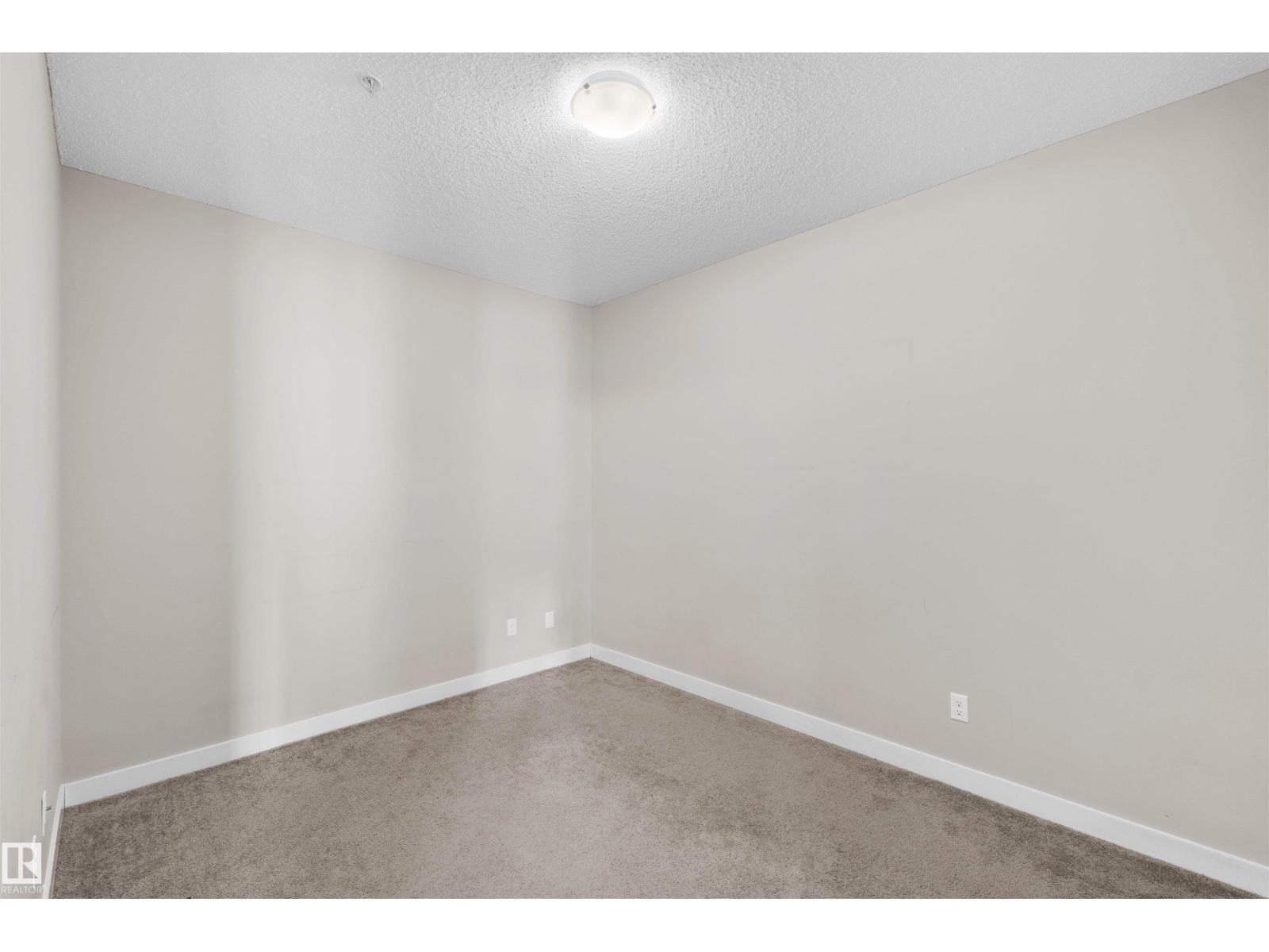 #115 12804 140 Av Nw Property Photo 15
