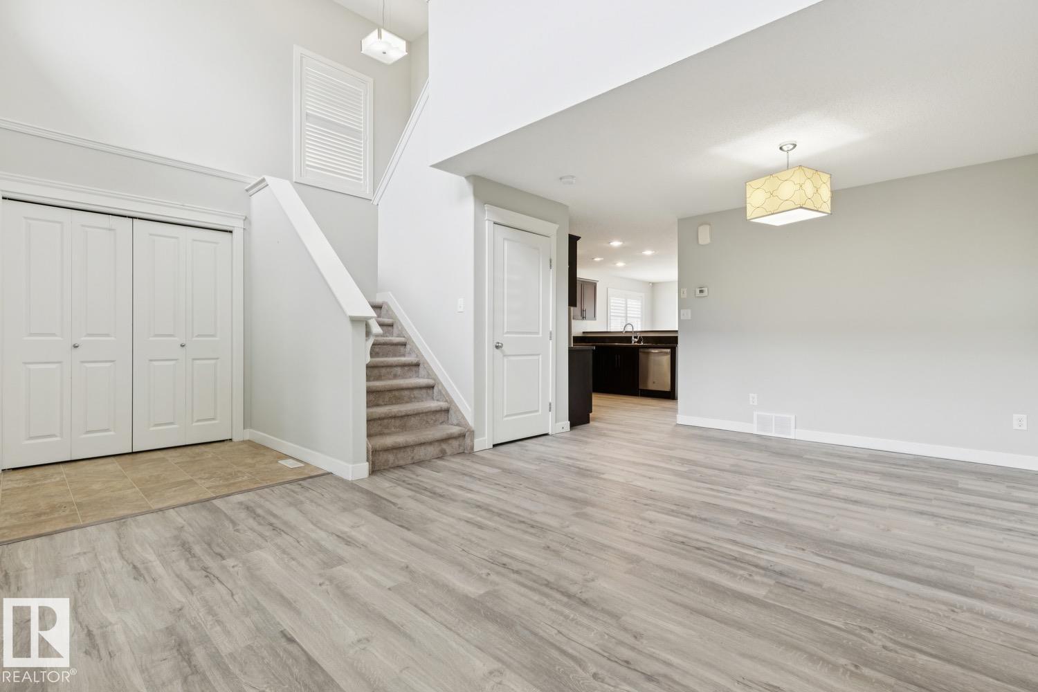 4058 Morrison Wy Nw Property Photo 4