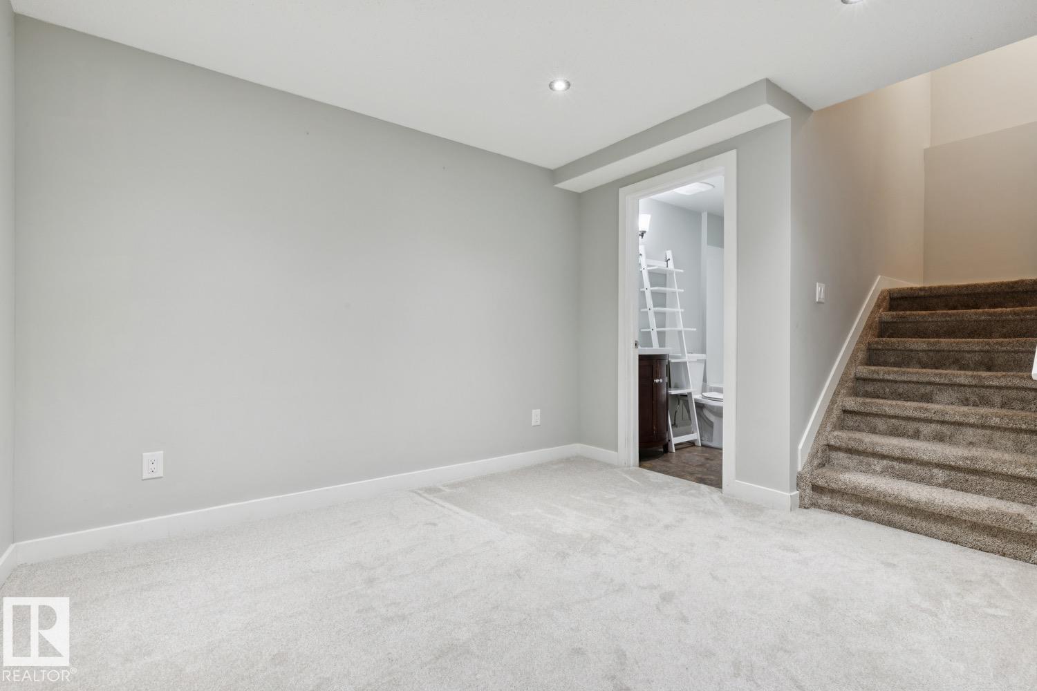4058 Morrison Wy Nw Property Photo 33