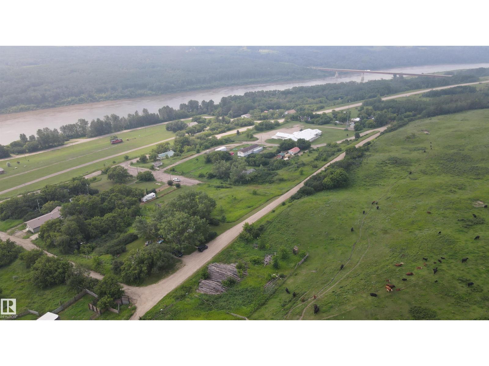 #129 4231 Twp Rd 553 Property Photo 9
