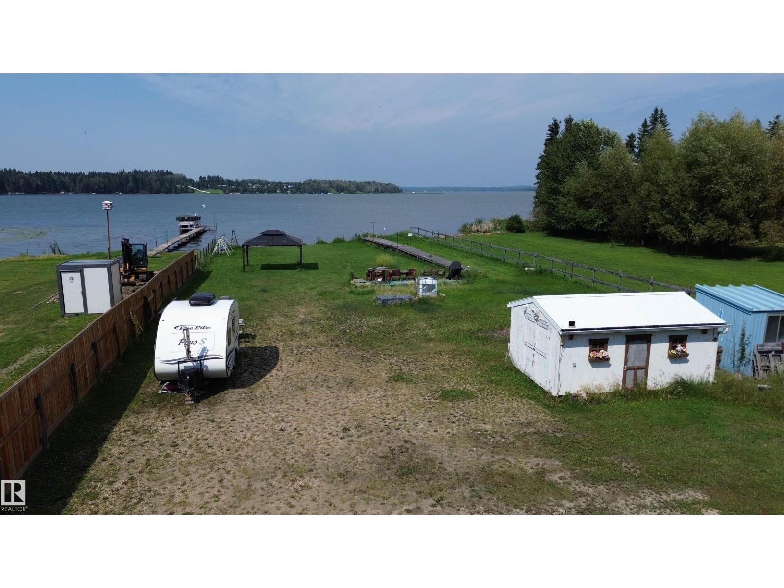 306 Lakeshore Drive E Property Photo 1
