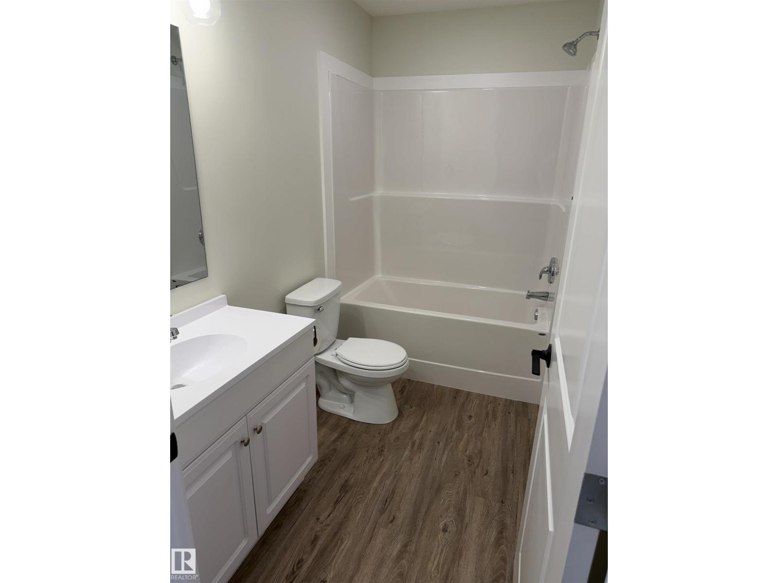 4313 54 Av Property Photo 19