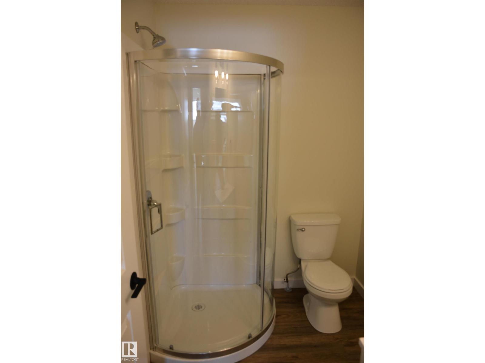 4313 54 Av Property Photo 24