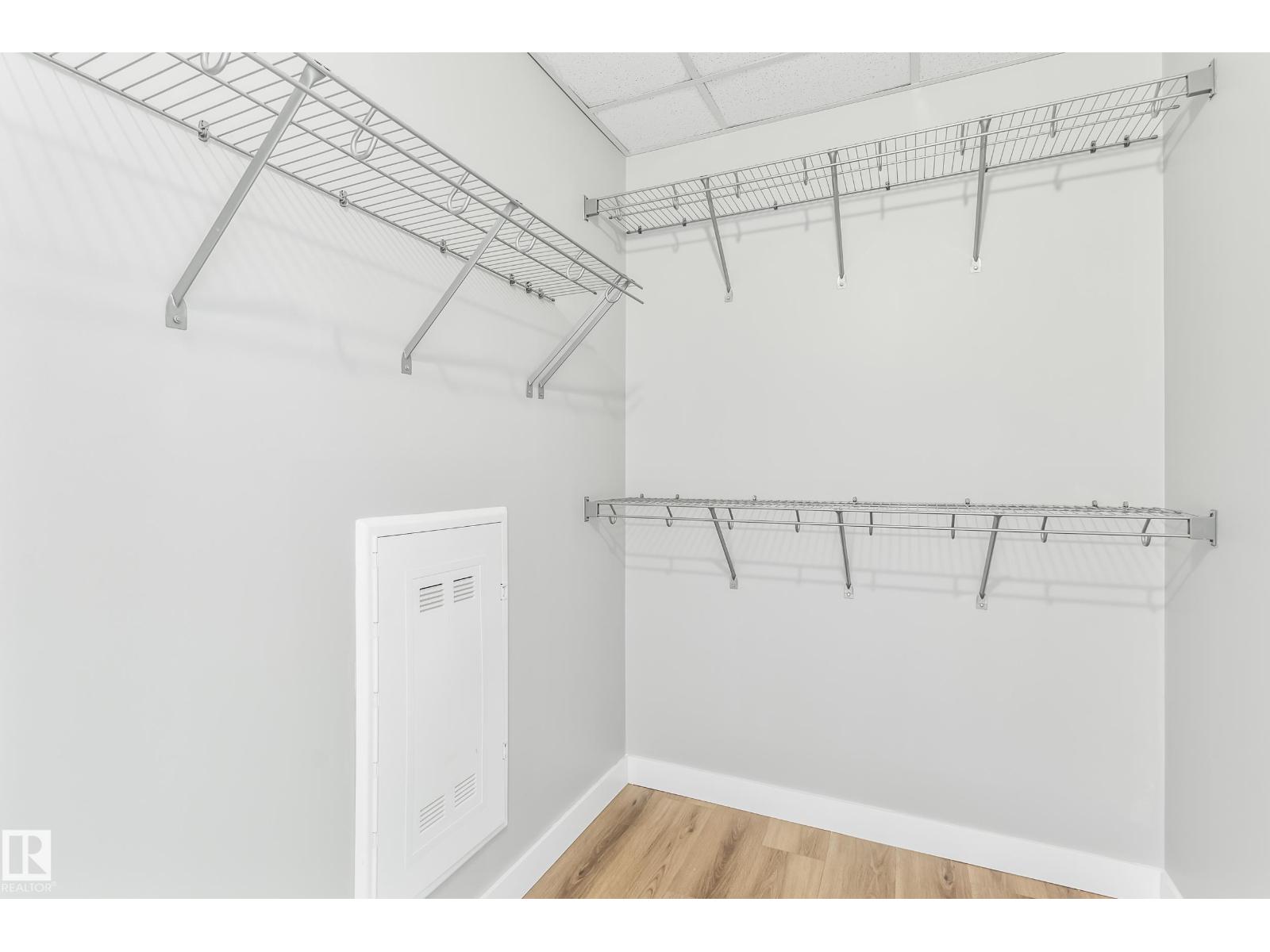 #910 10238 103 St Nw Property Photo 19