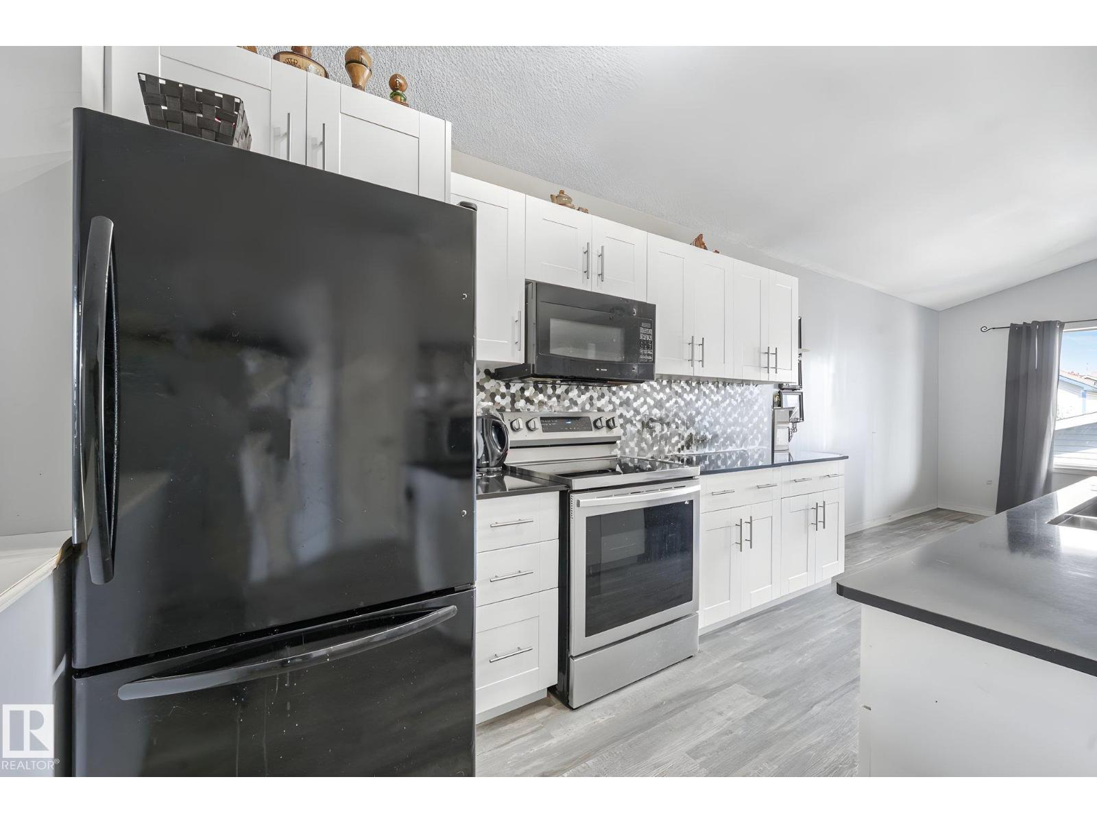 14072 151 Av Nw Property Photo 7