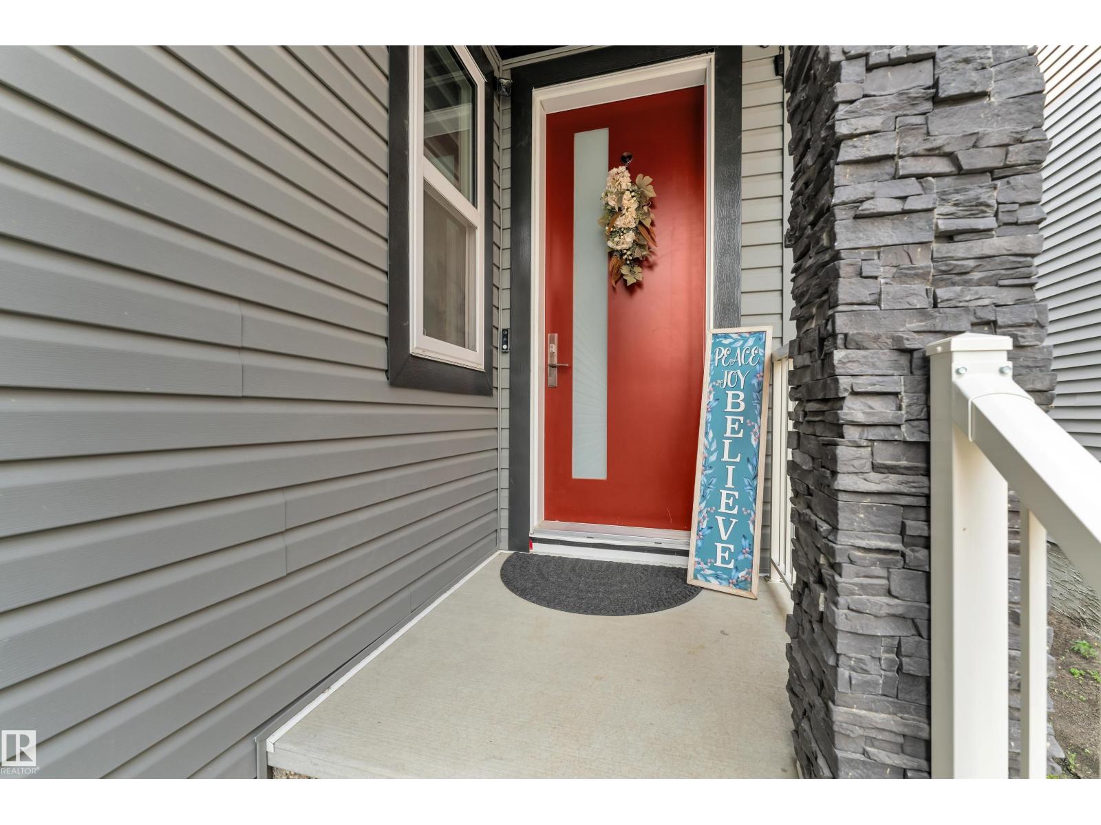 3924 41 Av Property Photo 5