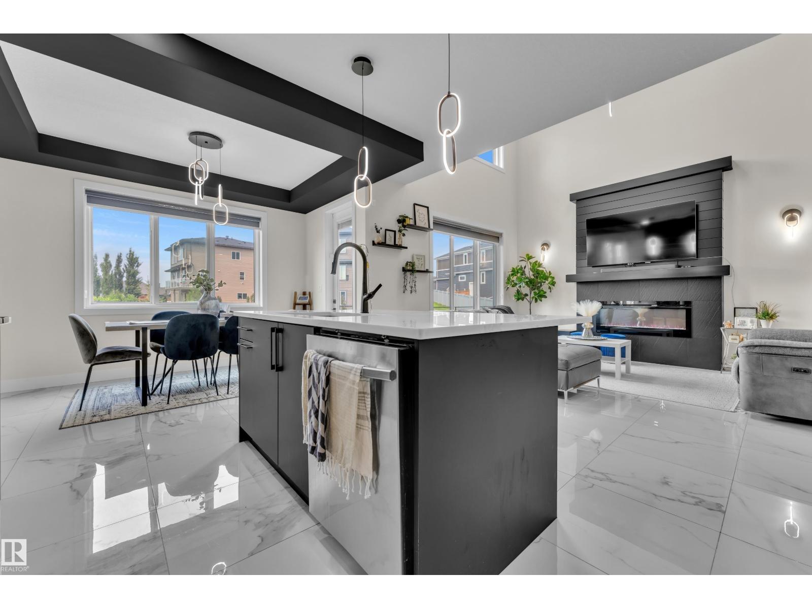 3924 41 Av Property Photo 17