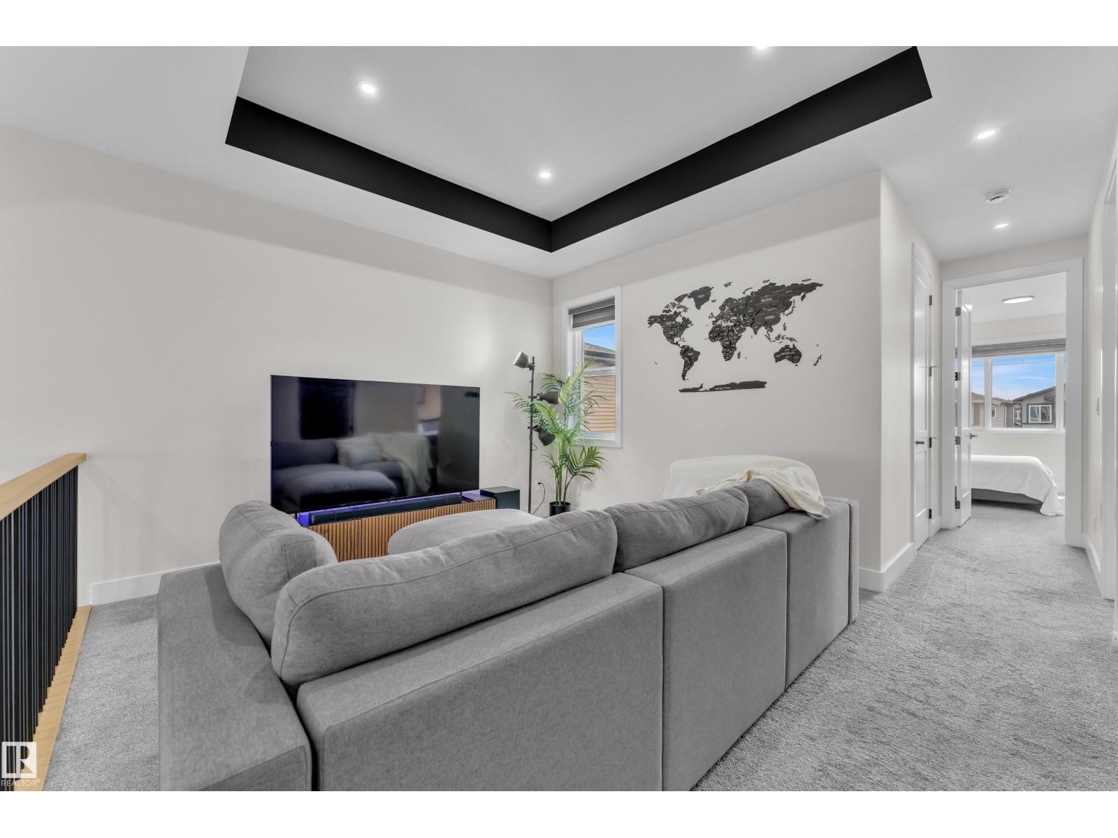 3924 41 Av Property Photo 23