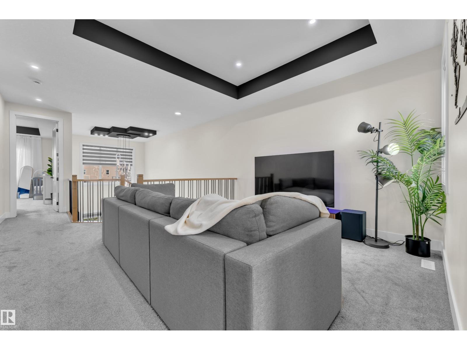3924 41 Av Property Photo 24