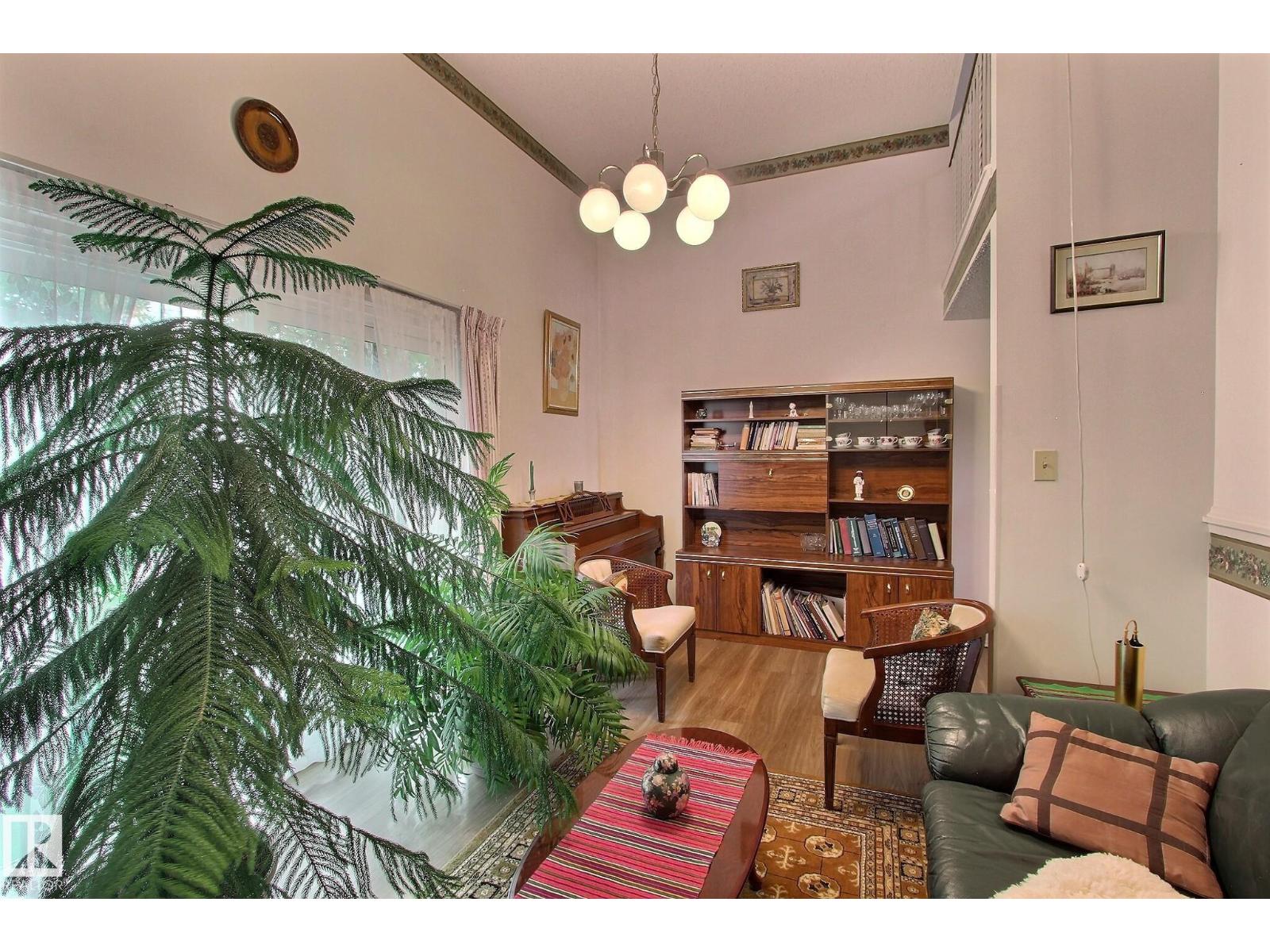 14626 52 St Nw Nw Property Photo 4
