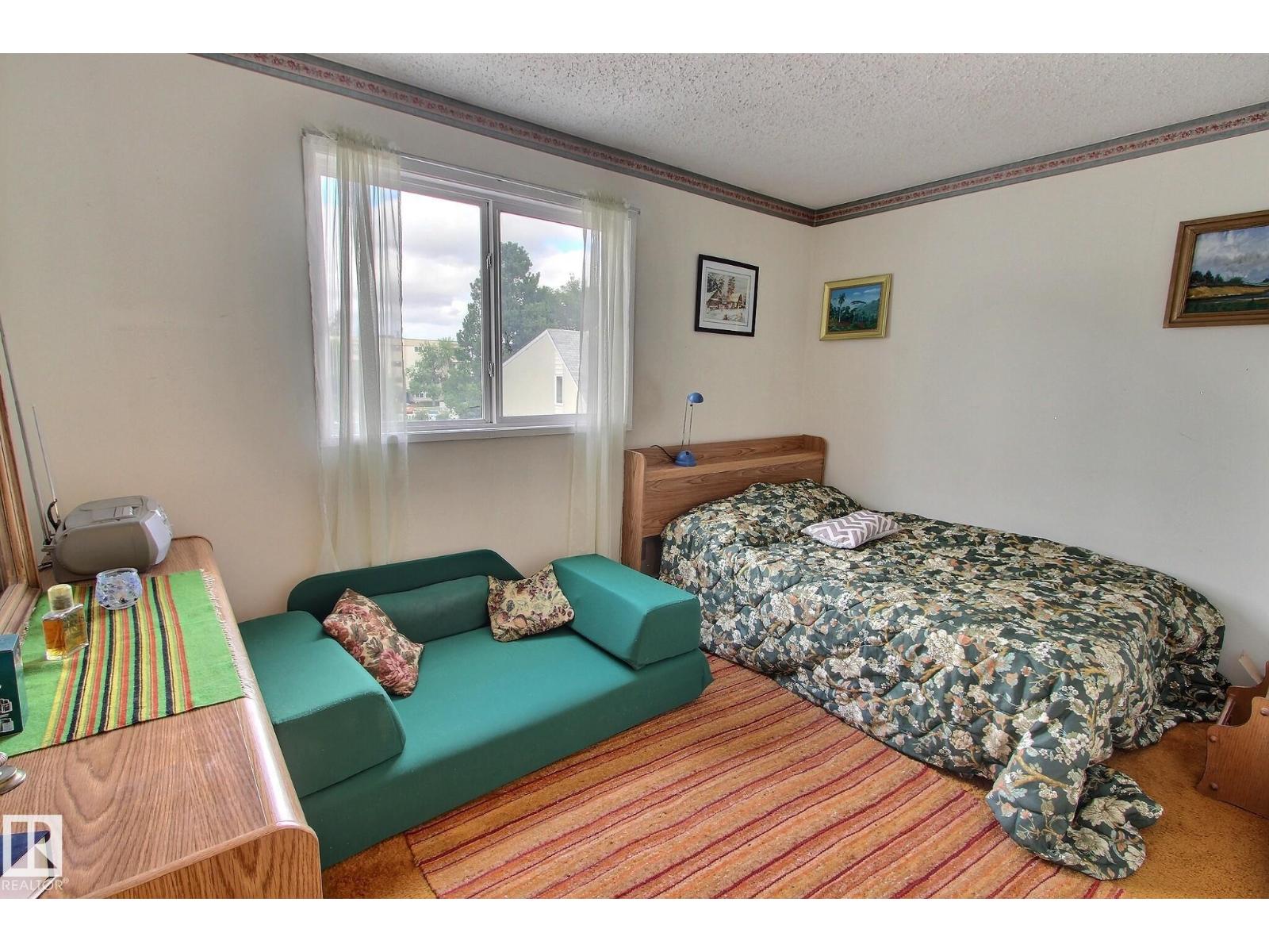 14626 52 St Nw Nw Property Photo 16