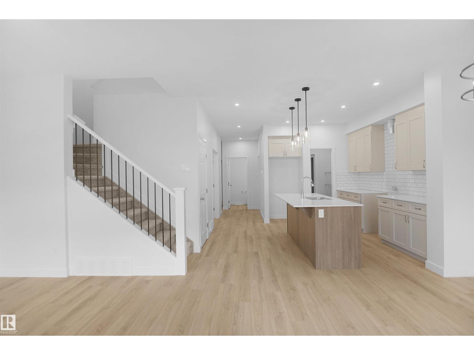 1768 Westerra Wd Property Photo 4