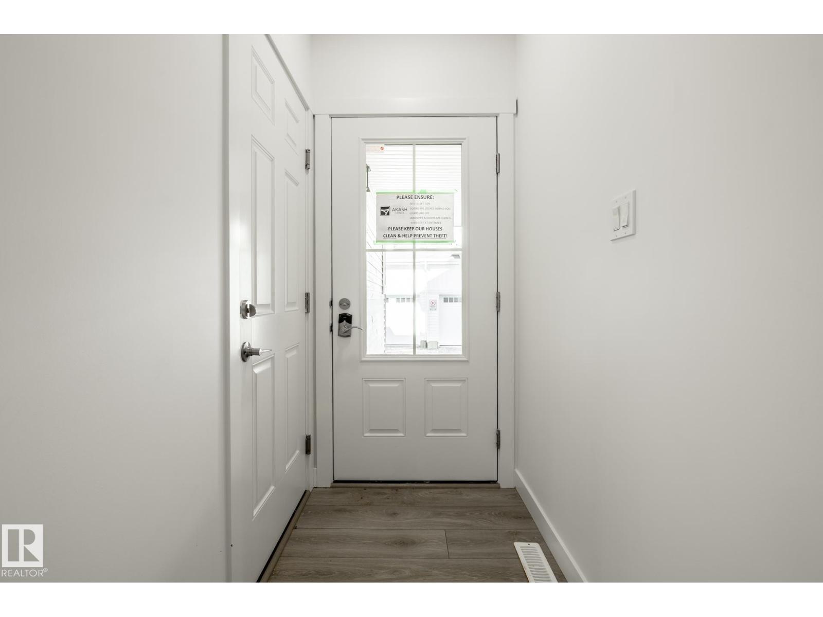 #37 7110 Keswick Cm Sw Property Photo 2