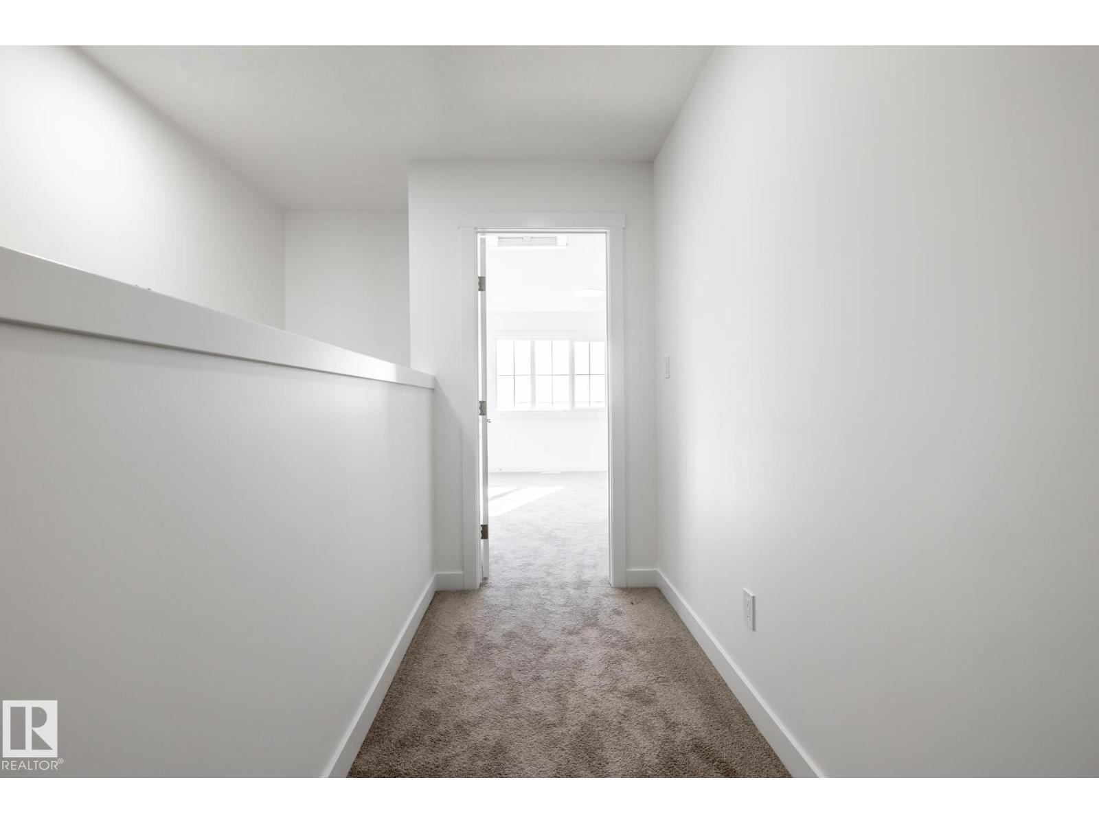 #37 7110 Keswick Cm Sw Property Photo 14