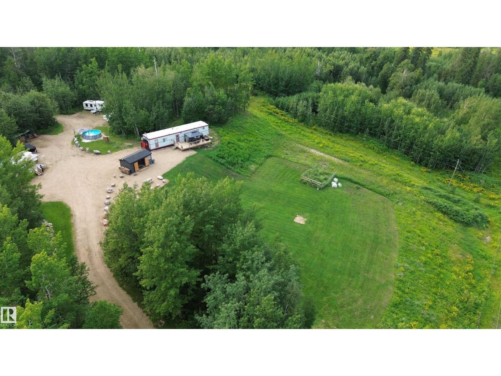 243071 Twp Rd 664 Property Photo 14