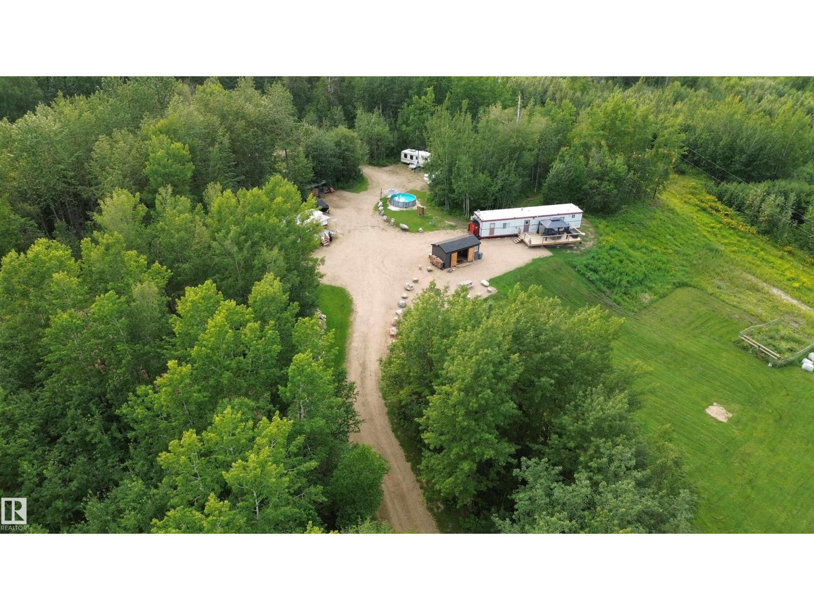 243071 Twp Rd 664 Property Photo 15
