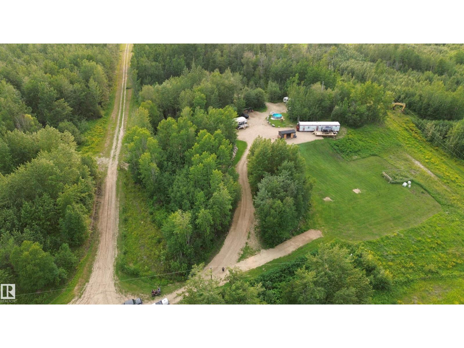 243071 Twp Rd 664 Property Photo 16