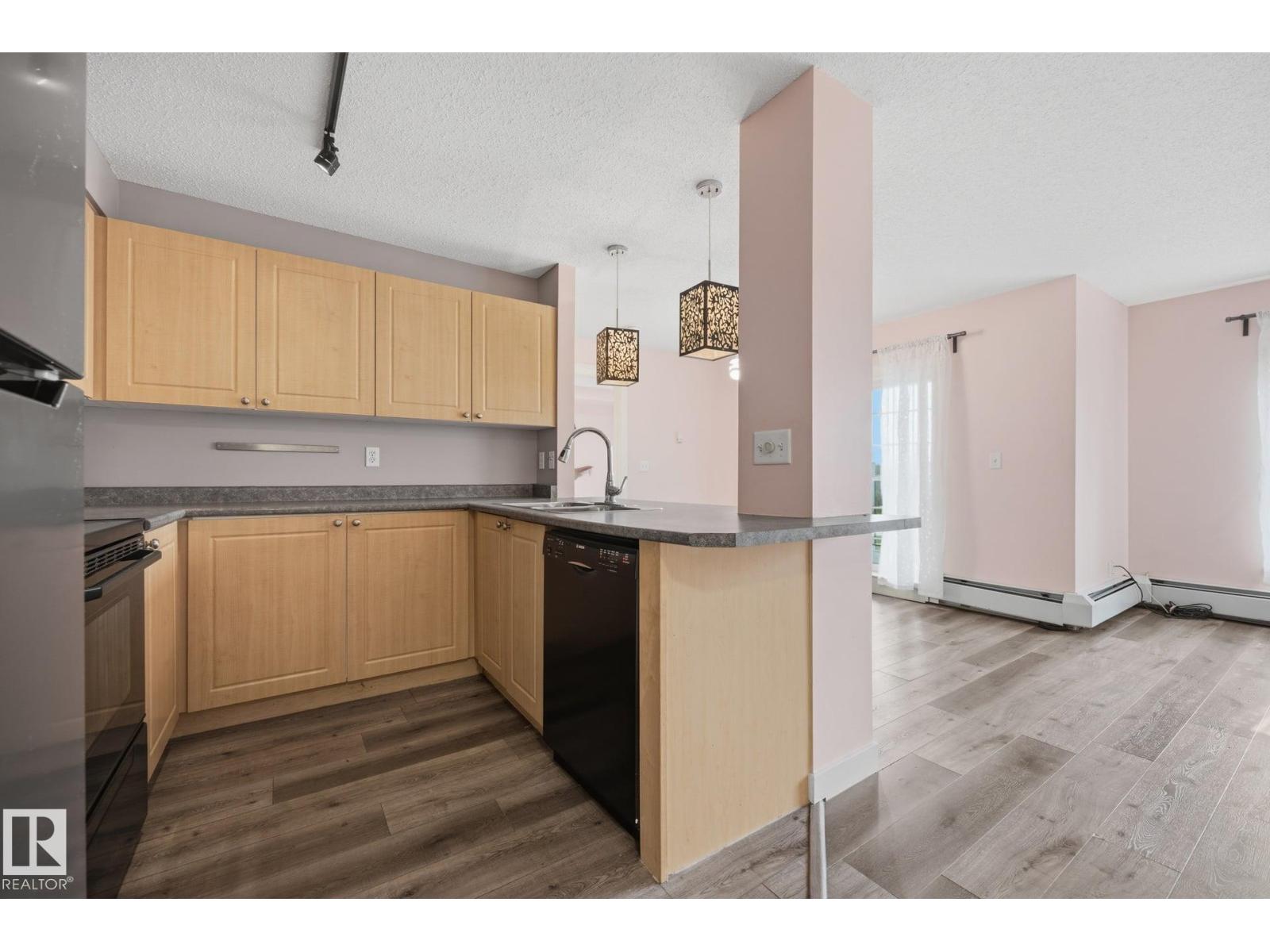 #307 616 MCALLISTER LO SW