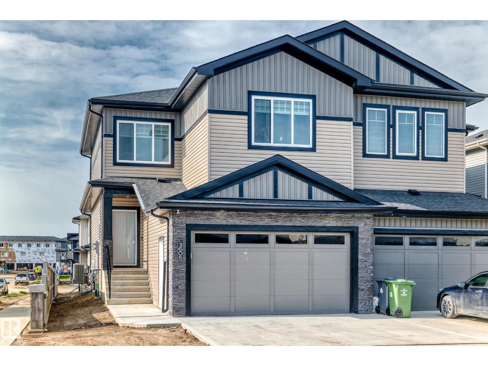 3605 41 Av Property Photo 2