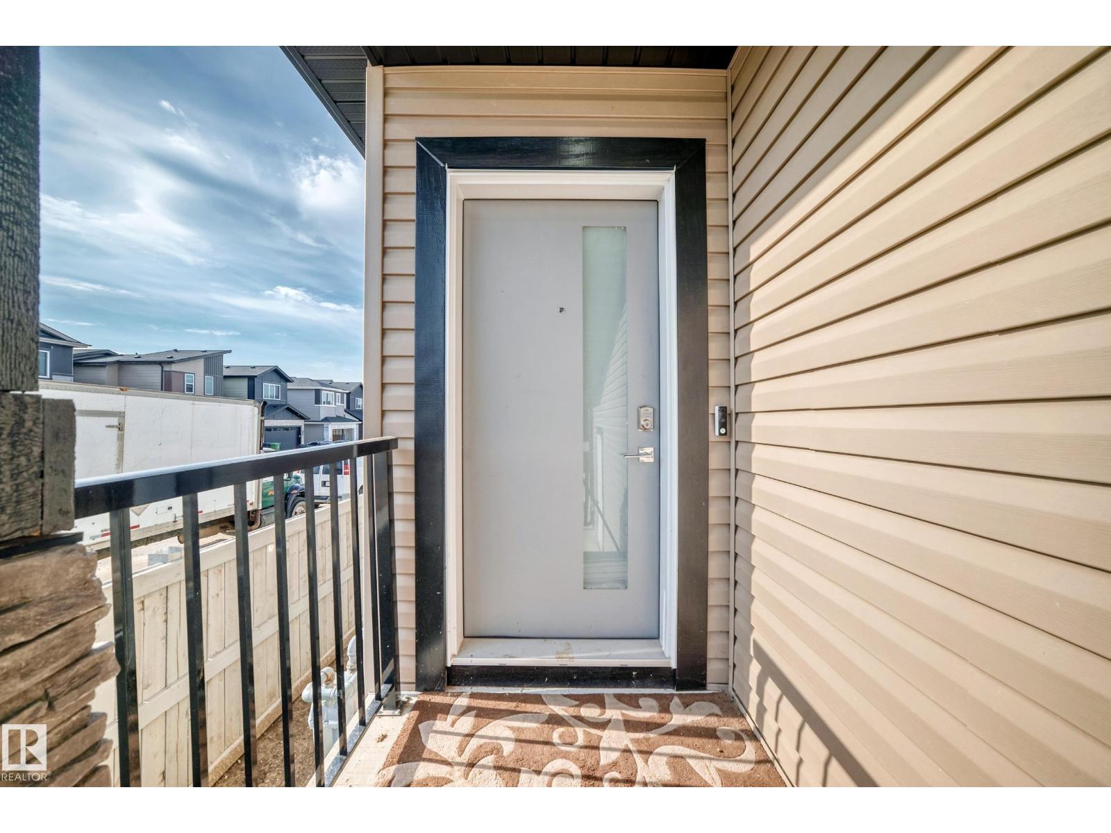 3605 41 Av Property Photo 4