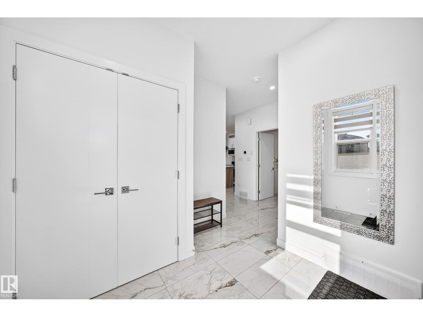 3605 41 Av Property Photo 6