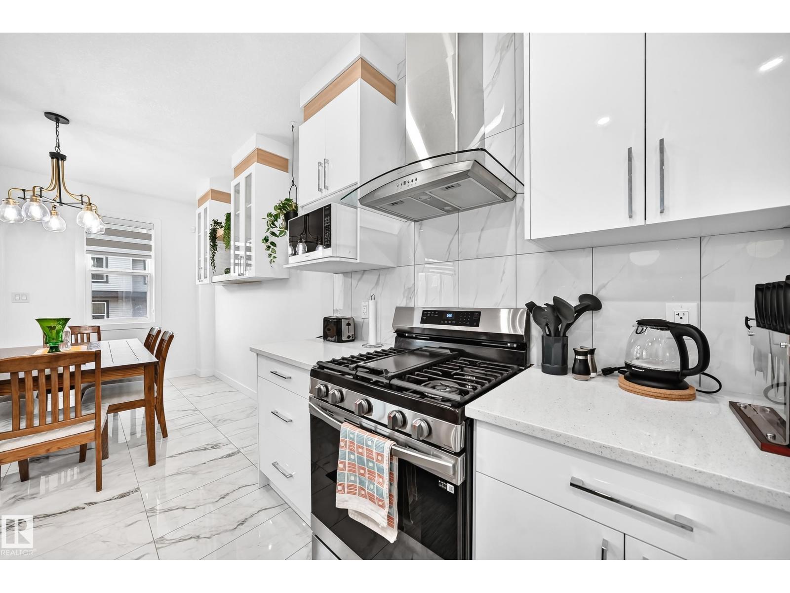 3605 41 Av Property Photo 12