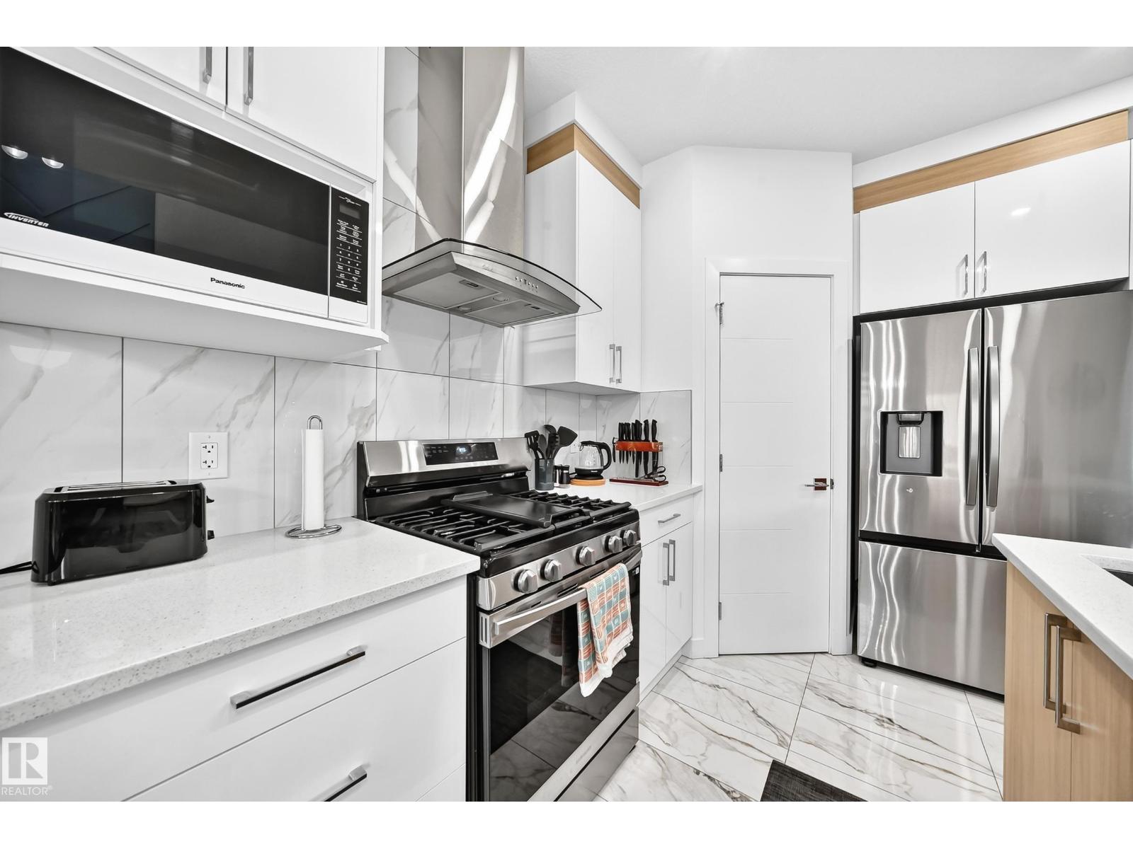 3605 41 Av Property Photo 13