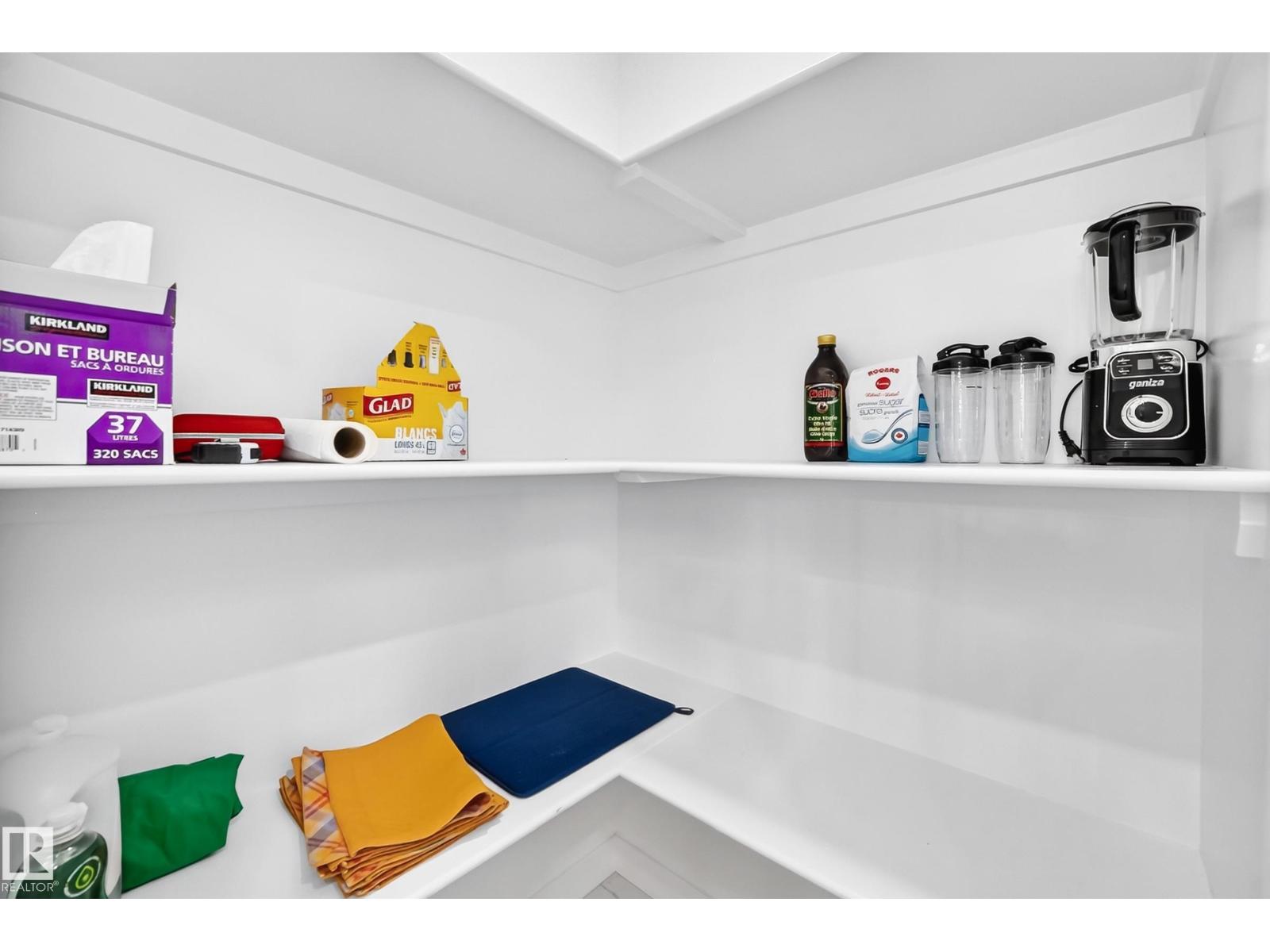 3605 41 Av Property Photo 27