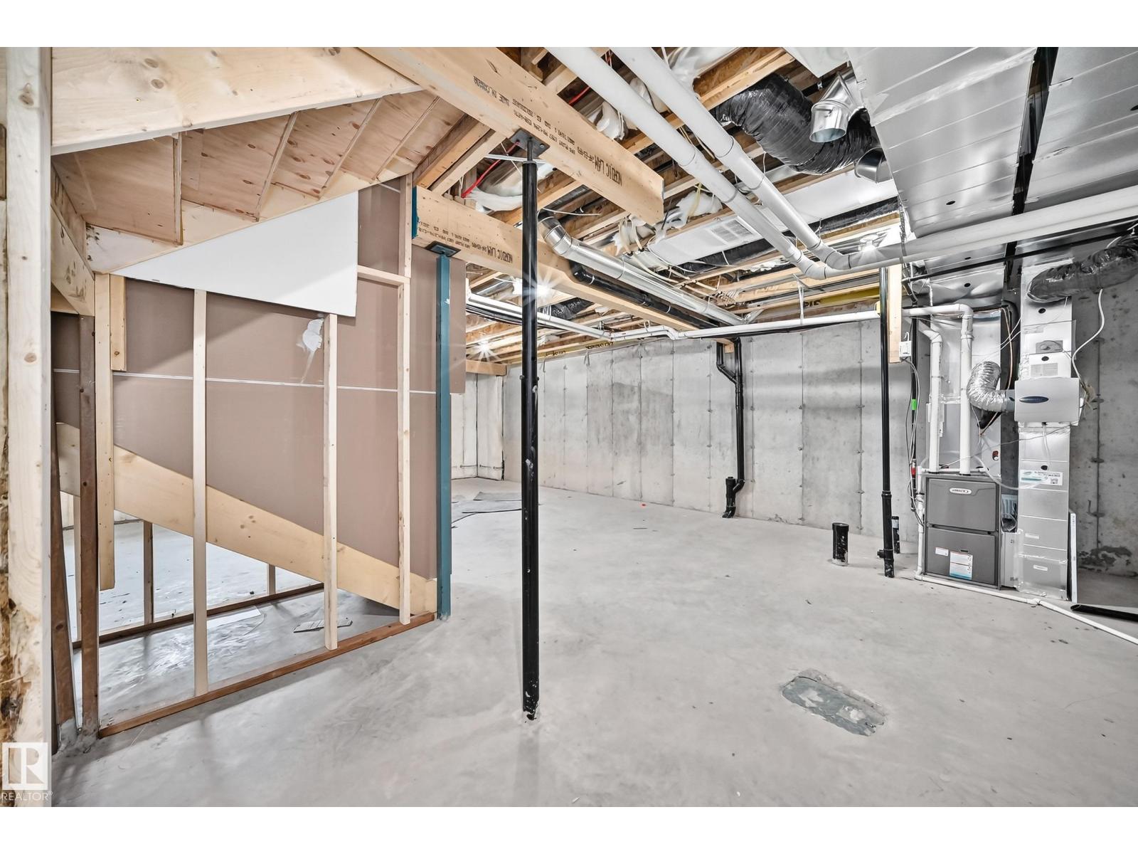 3605 41 Av Property Photo 50