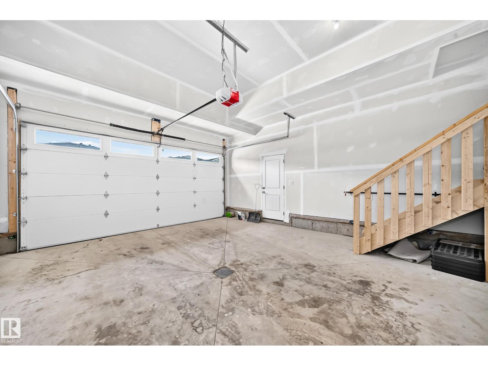 3605 41 Av Property Photo 52