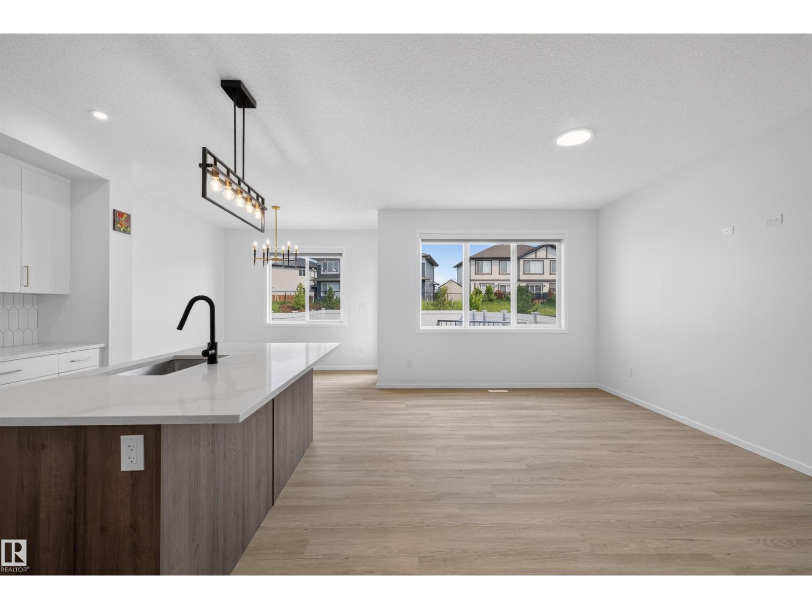 7722 174a Av Nw Property Photo 3