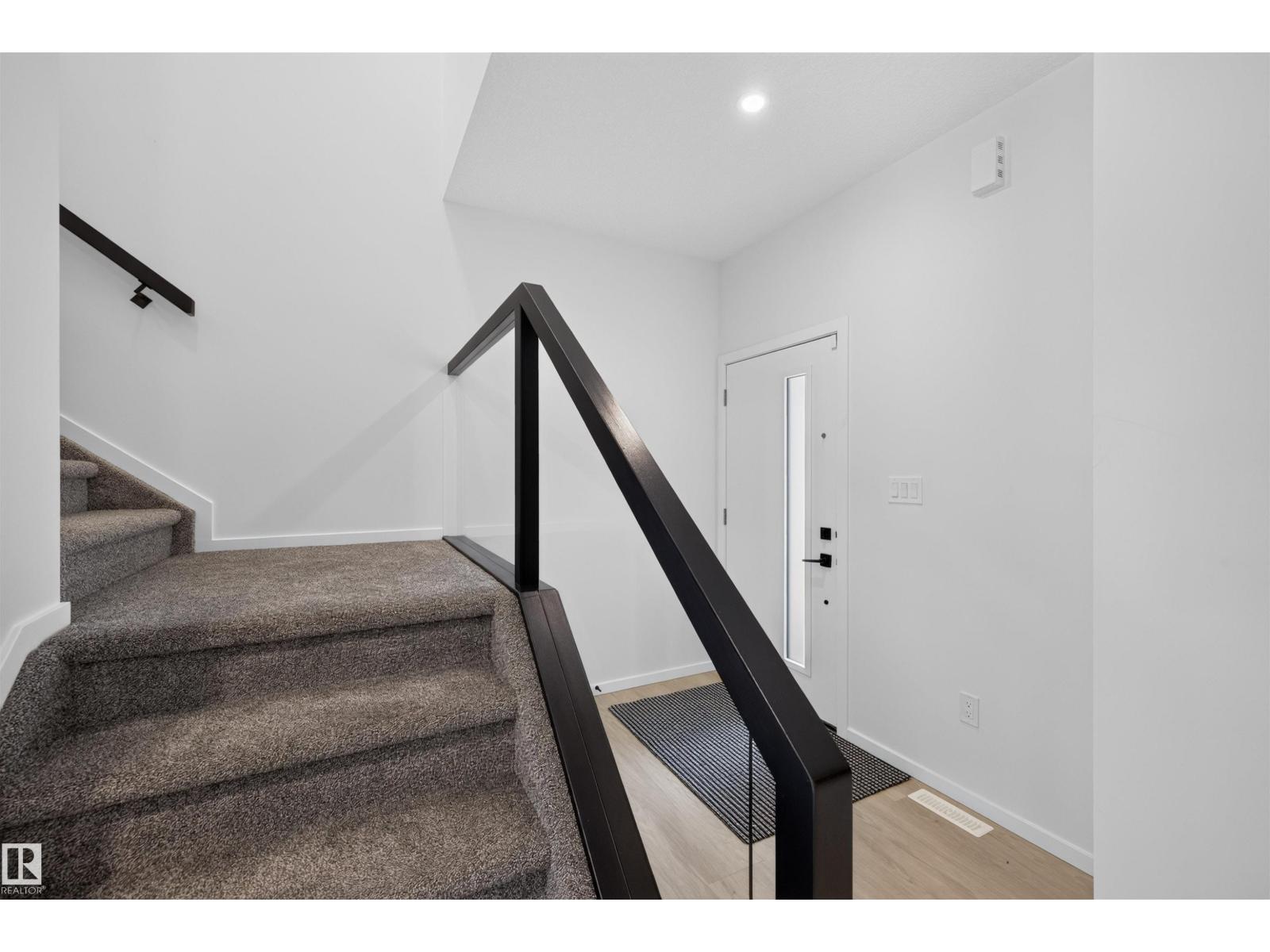 7722 174a Av Nw Property Photo 33