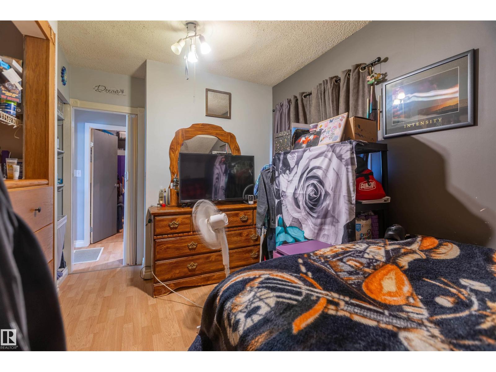 4834 51 St Property Photo 15