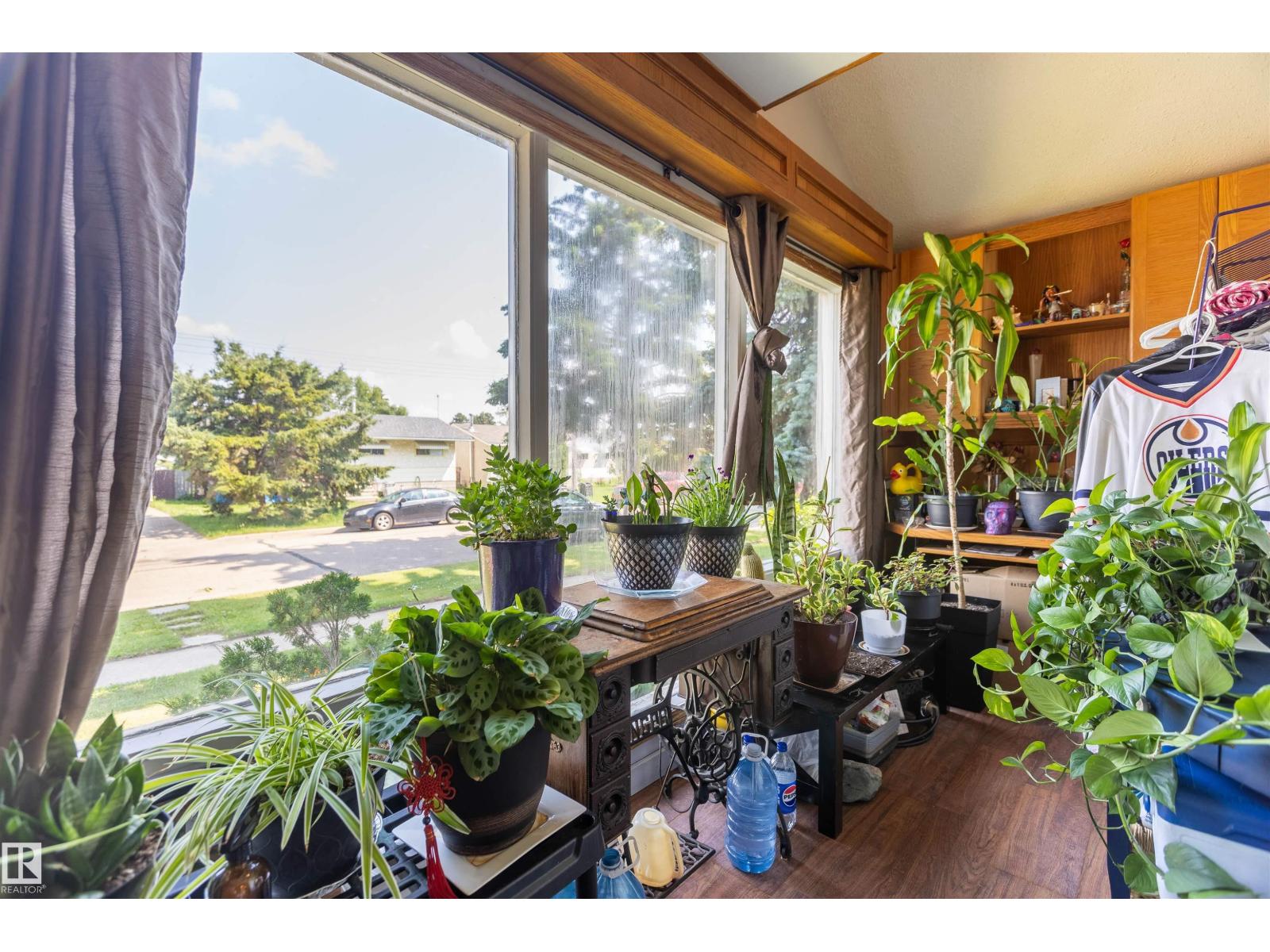 4834 51 St Property Photo 18