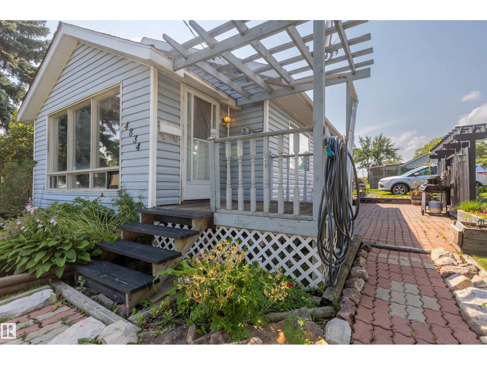 4834 51 St Property Photo 30