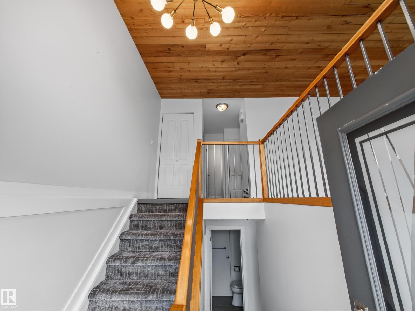 10136 81 St Nw Property Photo 6