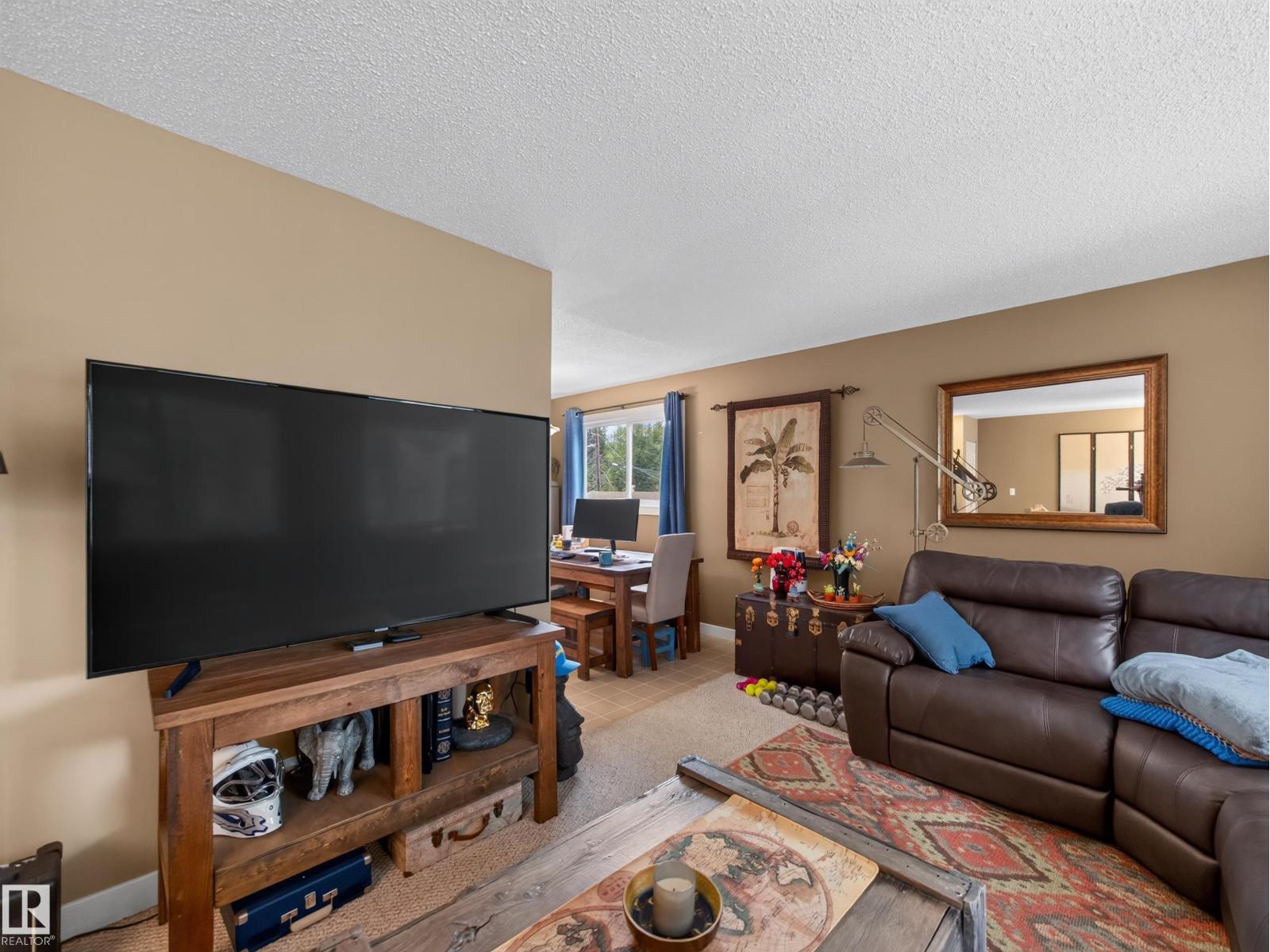 10136 81 St Nw Property Photo 40