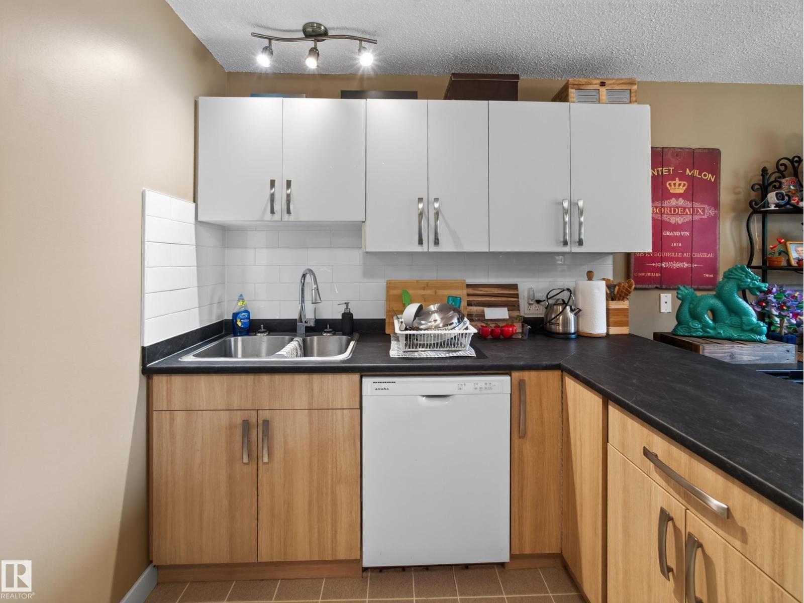 10136 81 St Nw Property Photo 44