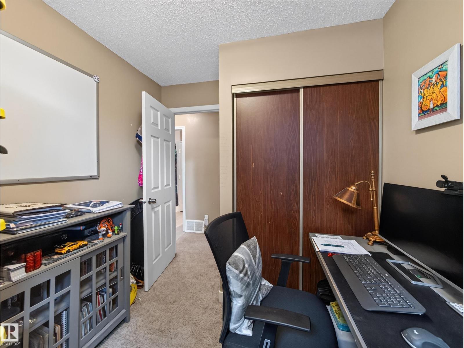 10136 81 St Nw Property Photo 50