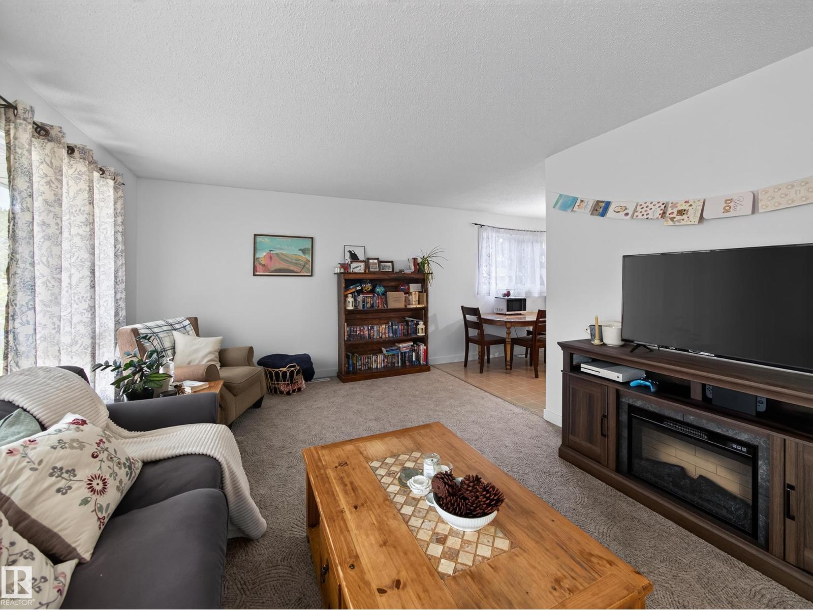 10136 81 St Nw Property Photo 54